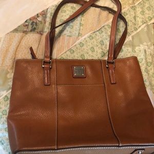 Dooney & Bourke brown leather purse excellent condition LOOK